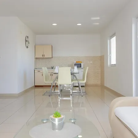 Apartament Petrus -