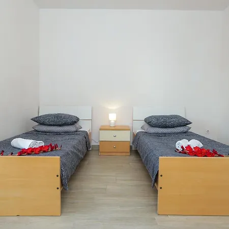 Petrus - Apartament Rtina